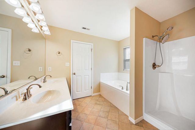 1992 Boardwalk Circle, Portage, IN 46368