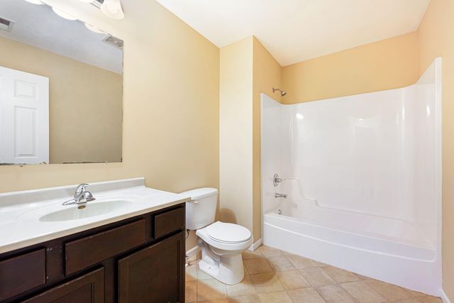 1992 Boardwalk Circle, Portage, IN 46368