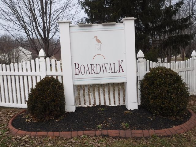 1992 Boardwalk Circle, Portage, IN 46368