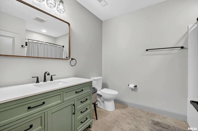 20830 270TH Street, Eldridge, IA 52748