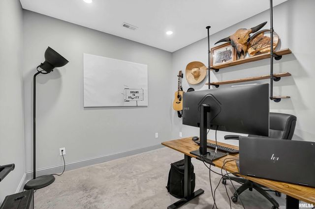 20830 270TH Street, Eldridge, IA 52748