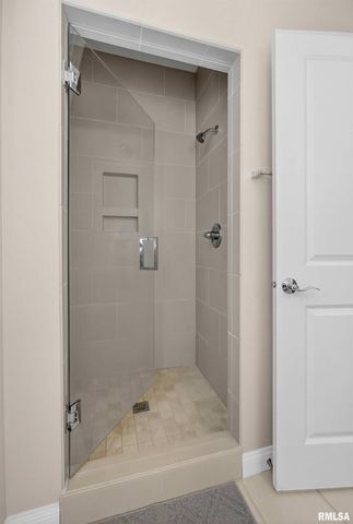 20830 270TH Street, Eldridge, IA 52748