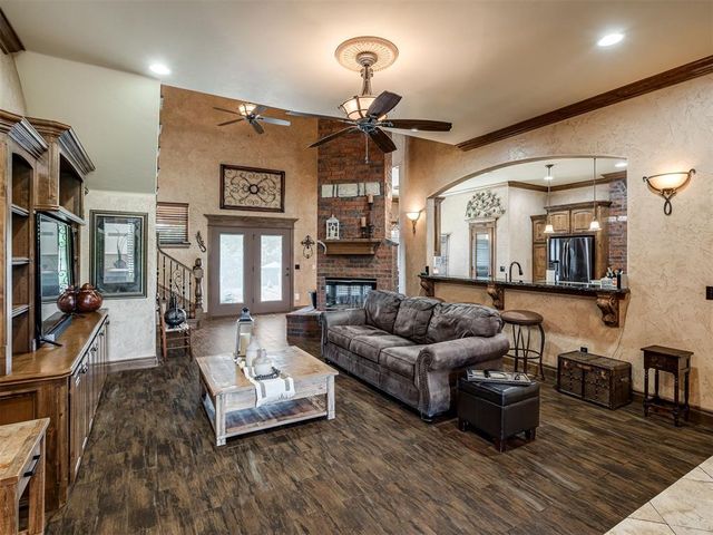 530 Westwind Drive, Newcastle, OK 73065