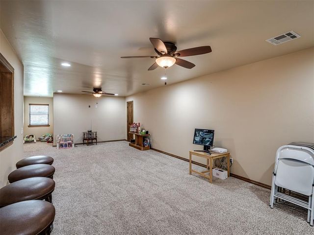 530 Westwind Drive, Newcastle, OK 73065