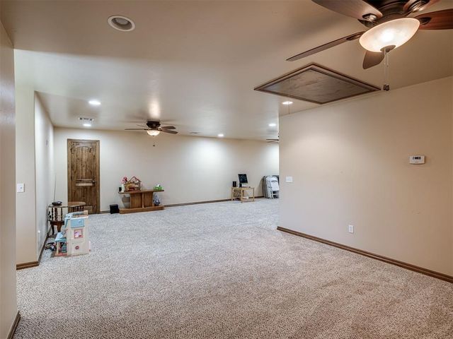 530 Westwind Drive, Newcastle, OK 73065