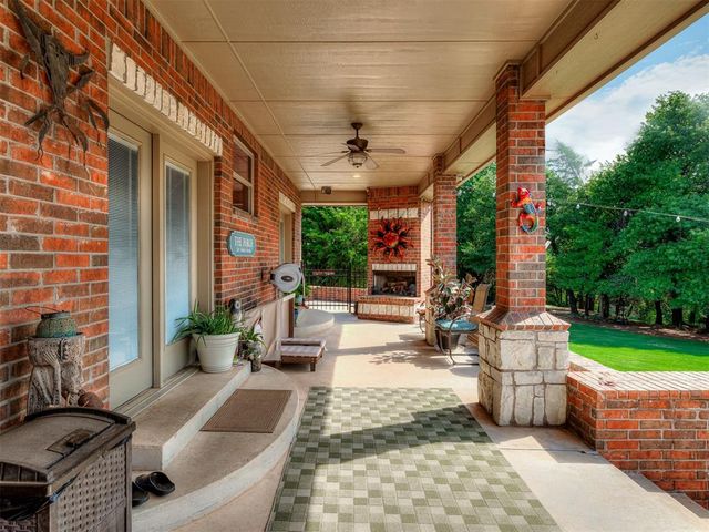 530 Westwind Drive, Newcastle, OK 73065