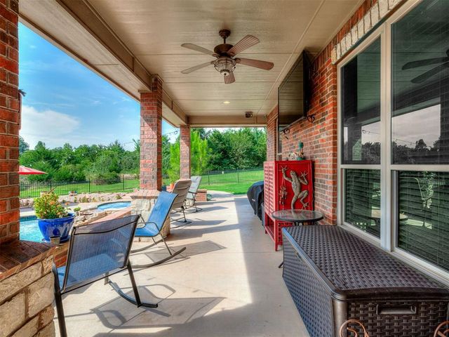 530 Westwind Drive, Newcastle, OK 73065