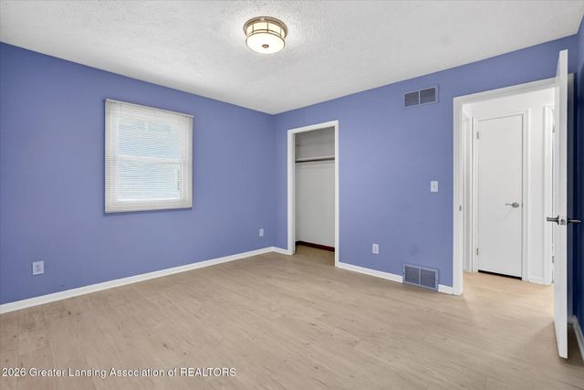 2211 Hilltop Drive, Lansing, MI 48917