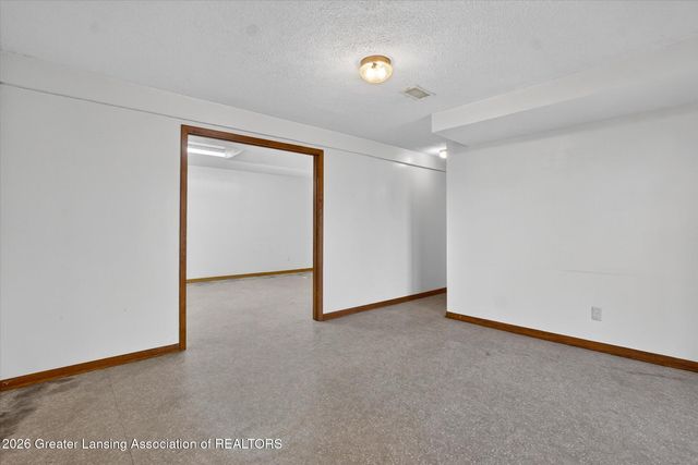 2211 Hilltop Drive, Lansing, MI 48917