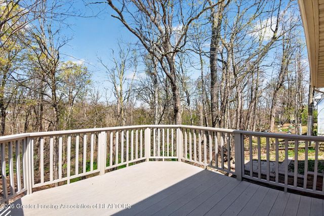 2211 Hilltop Drive, Lansing, MI 48917