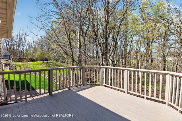 2211 Hilltop Drive, Lansing, MI 48917