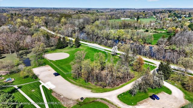2211 Hilltop Drive, Lansing, MI 48917