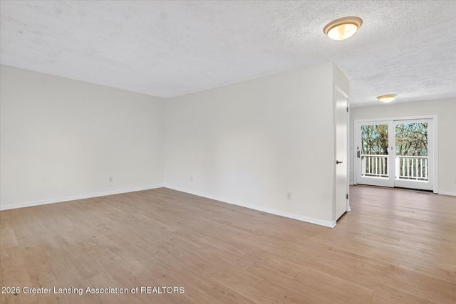 2211 Hilltop Drive, Lansing, MI 48917