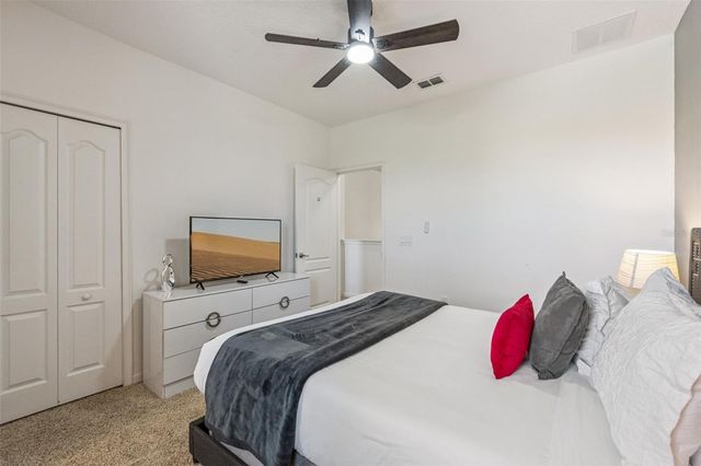 5304 OAKBOURNE AVENUE, Davenport, FL 33837