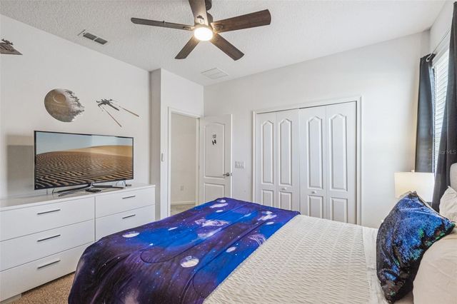 5304 OAKBOURNE AVENUE, Davenport, FL 33837