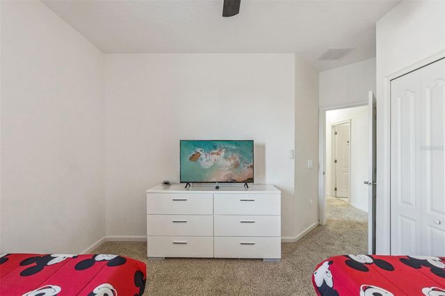 5304 OAKBOURNE AVENUE, Davenport, FL 33837
