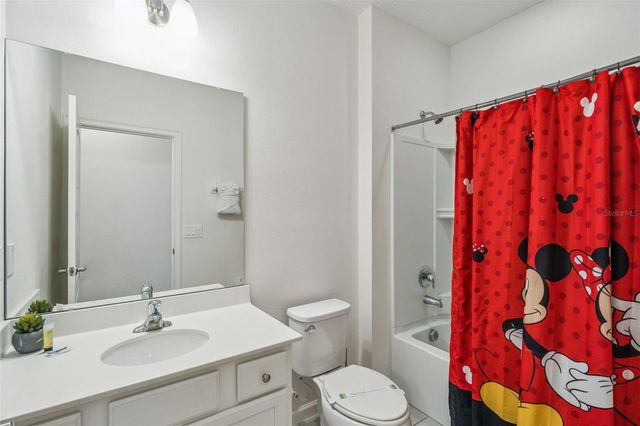 5304 OAKBOURNE AVENUE, Davenport, FL 33837