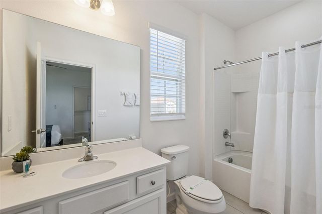 5304 OAKBOURNE AVENUE, Davenport, FL 33837