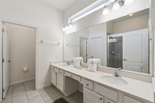 5304 OAKBOURNE AVENUE, Davenport, FL 33837
