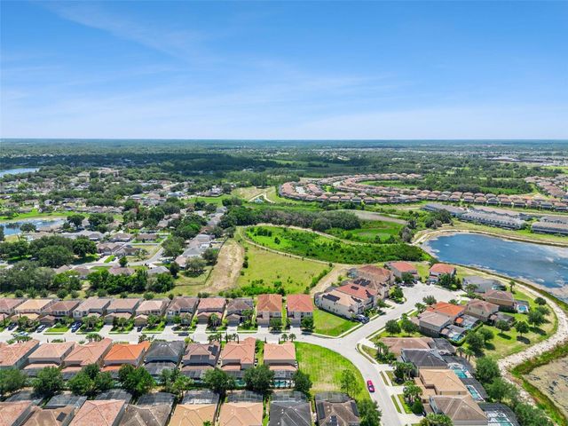 5304 OAKBOURNE AVENUE, Davenport, FL 33837