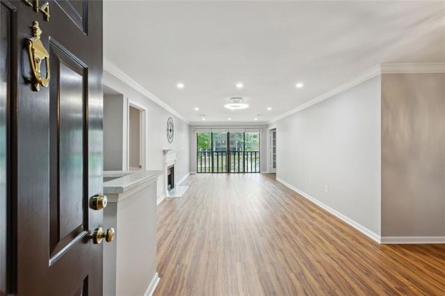 23214 NE Plantation Drive NE 214, Atlanta, GA 30324