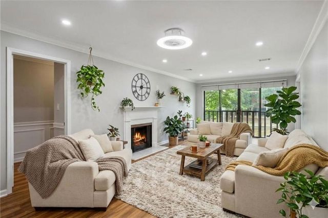 23214 NE Plantation Drive NE 214, Atlanta, GA 30324