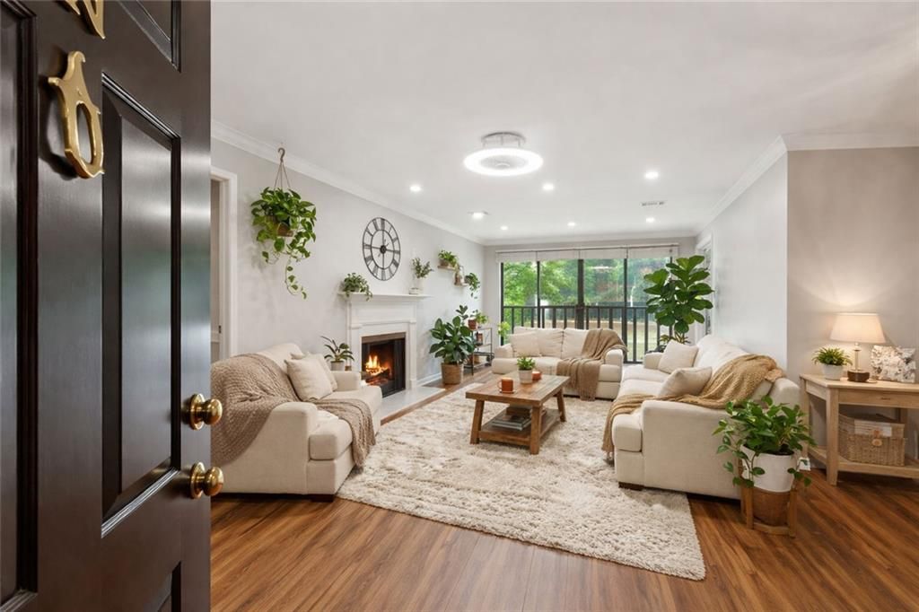 23214 NE Plantation Drive NE 214, Atlanta, GA 30324