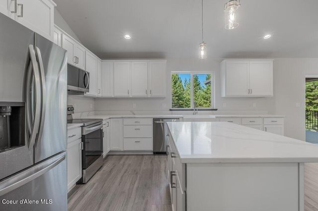 129 Sunshine Meadows, Athol, ID 83801