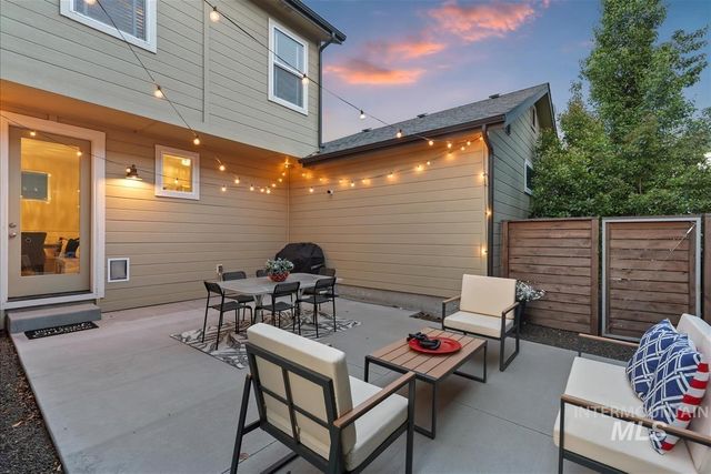 3042 S Shadywood Way, Boise, ID 83716