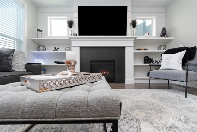 3042 S Shadywood Way, Boise, ID 83716