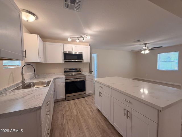 135 S REX Avenue, Apache Junction, AZ 85120