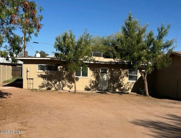 135 S REX Avenue, Apache Junction, AZ 85120