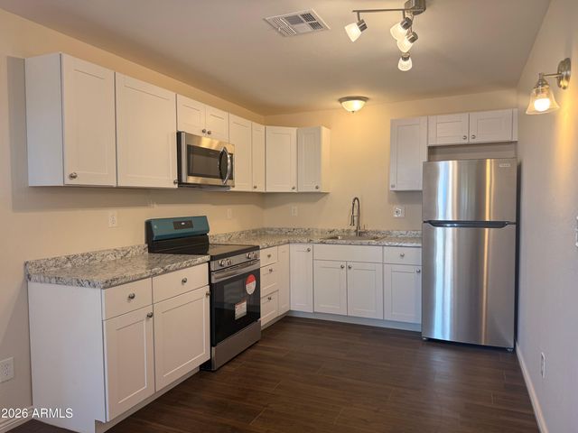 135 S REX Avenue, Apache Junction, AZ 85120