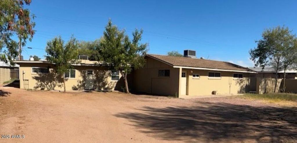 135 S REX Avenue, Apache Junction, AZ 85120