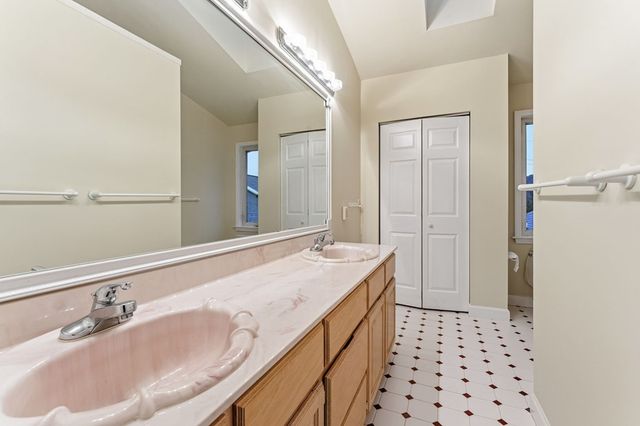 286 Mccombs Road, Murphy, NC 28906