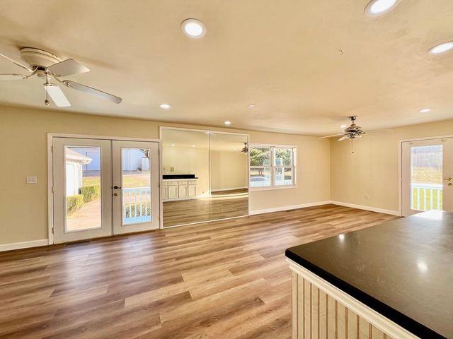 286 Mccombs Road, Murphy, NC 28906