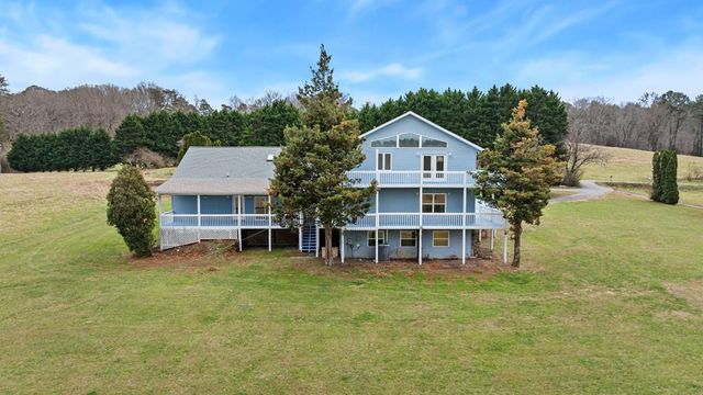286 Mccombs Road, Murphy, NC 28906