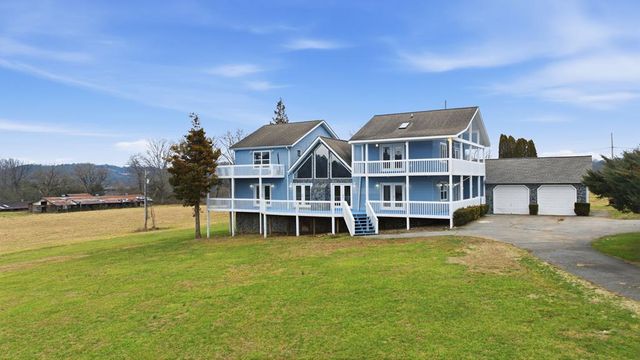 286 Mccombs Road, Murphy, NC 28906