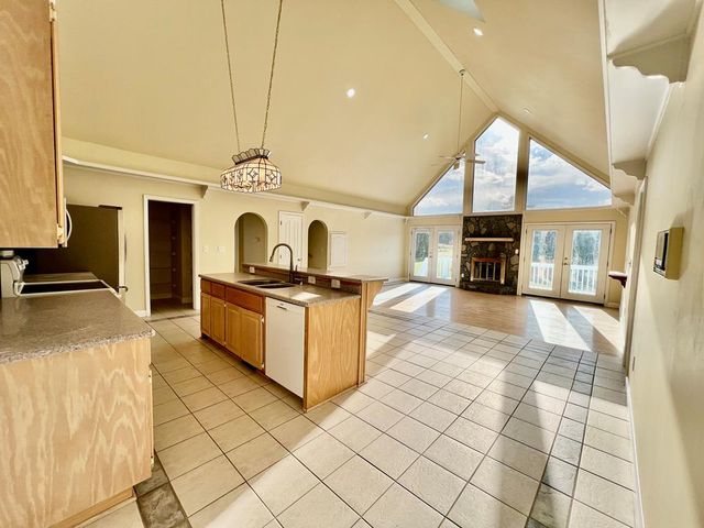 286 Mccombs Road, Murphy, NC 28906