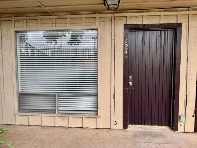 5001 Bowser Avenue 104, Dallas, TX 75209