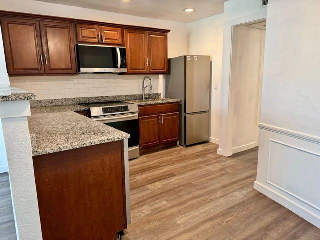 5001 Bowser Avenue 104, Dallas, TX 75209