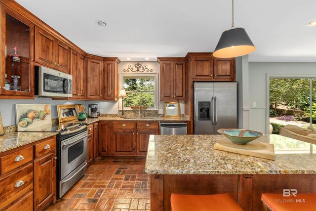 201 Confederate Drive, Spanish Fort, AL 36527