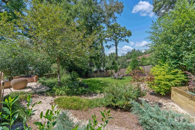 201 Confederate Drive, Spanish Fort, AL 36527