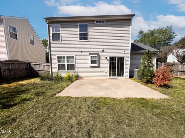 104 Valley Glen Drive, Morrisville, NC 27560
