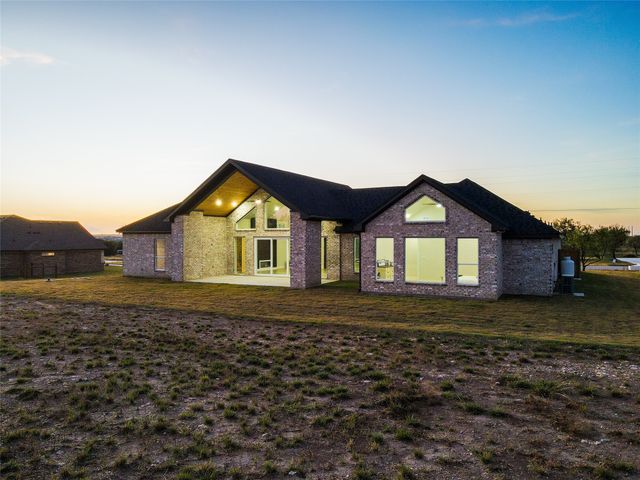 549 County Road 3152, Kempner, TX 76539
