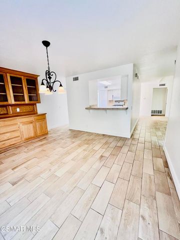 937 Shadow Lake Drive, Thousand Oaks, CA 91360