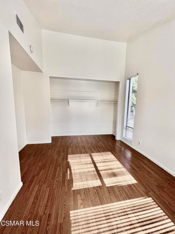 937 Shadow Lake Drive, Thousand Oaks, CA 91360