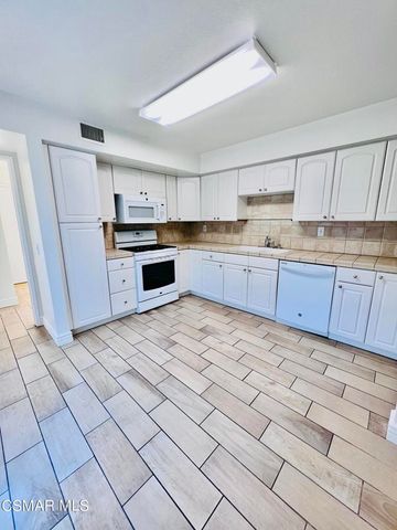 937 Shadow Lake Drive, Thousand Oaks, CA 91360