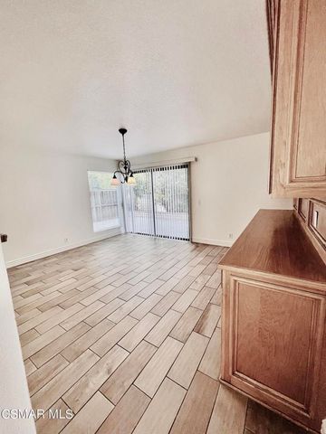 937 Shadow Lake Drive, Thousand Oaks, CA 91360