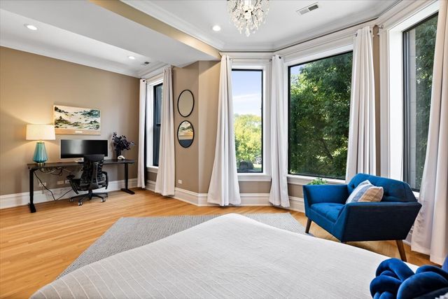 2845 W Division Street, Chicago, IL 60622